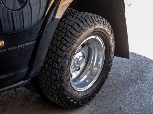 Used 2024 RAM 3500 Limited AWD/4WD image 58