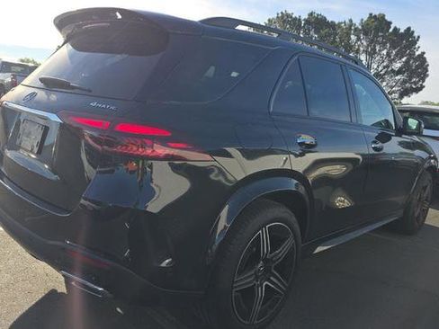 Used 2025 Mercedes-Benz GLE 350 4MATIC image 3