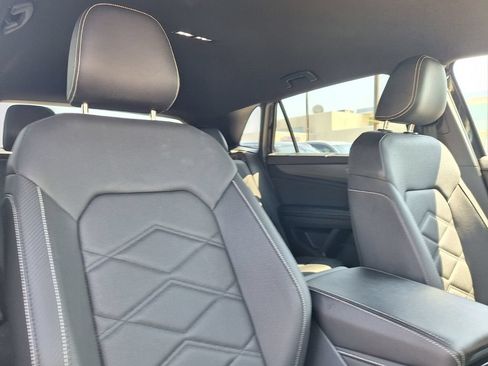 Used 2026 Volkswagen Atlas Cross Sport SE AWD/4WD image 27