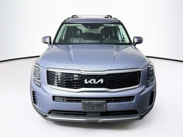 Certified 2022 Kia Telluride S AWD/4WD image 2