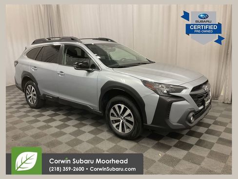 Used 2024 Subaru Outback Premium AWD/4WD image 1