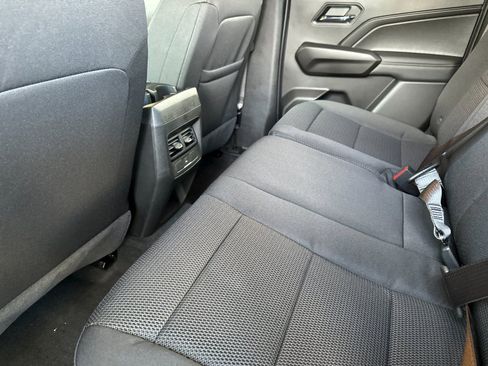 New 2026 GMC Canyon Elevation image 12