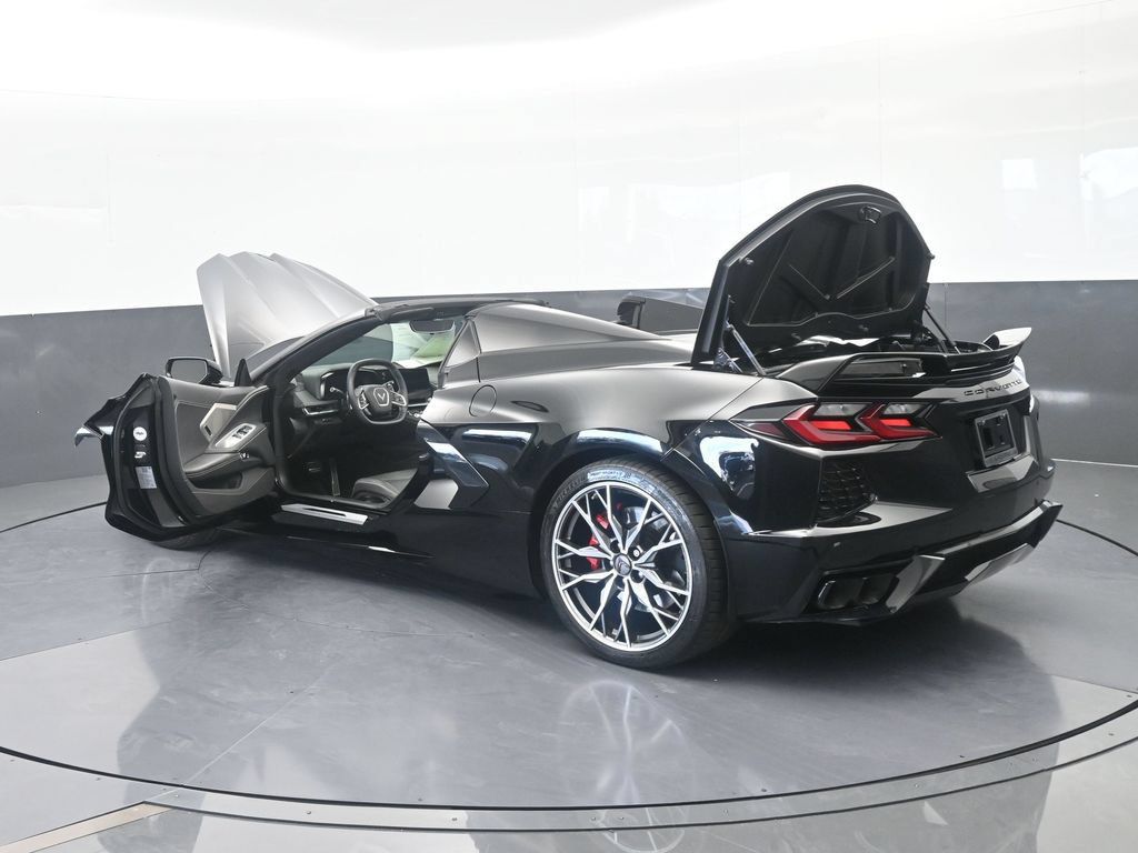 Used 2024 Chevrolet Corvette Stingray Preferred Conv w/ Z51 Performance Package RWD image 73