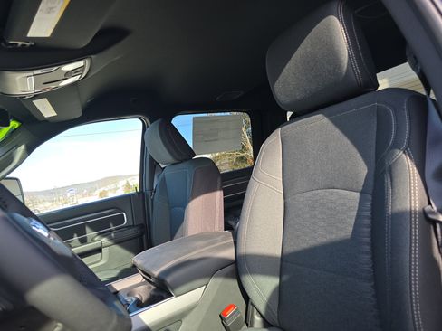 New 2026 RAM 3500 Big Horn AWD/4WD image 13