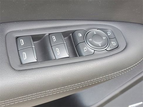 Certified 2023 Cadillac XT5 Premium Luxury w/ LPO, Floor Liner Package image 12