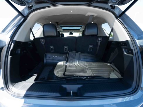 Used 2025 Honda Pilot Touring image 28