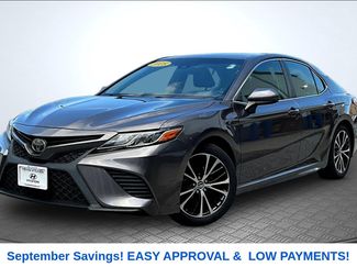 Used 2018 Toyota Camry SE FWD video 1