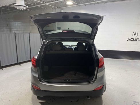 Used 2014 Hyundai Tucson SE image 19