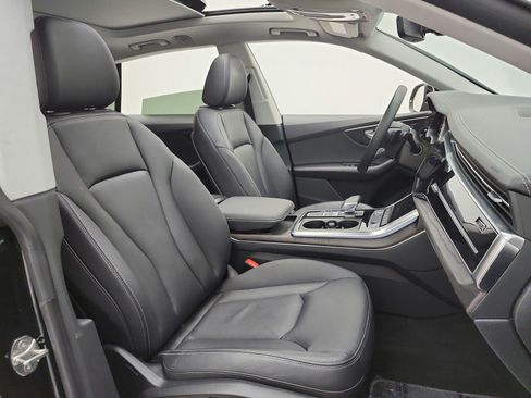 Used 2023 Audi Q8 Premium w/ Convenience Package AWD/4WD image 19