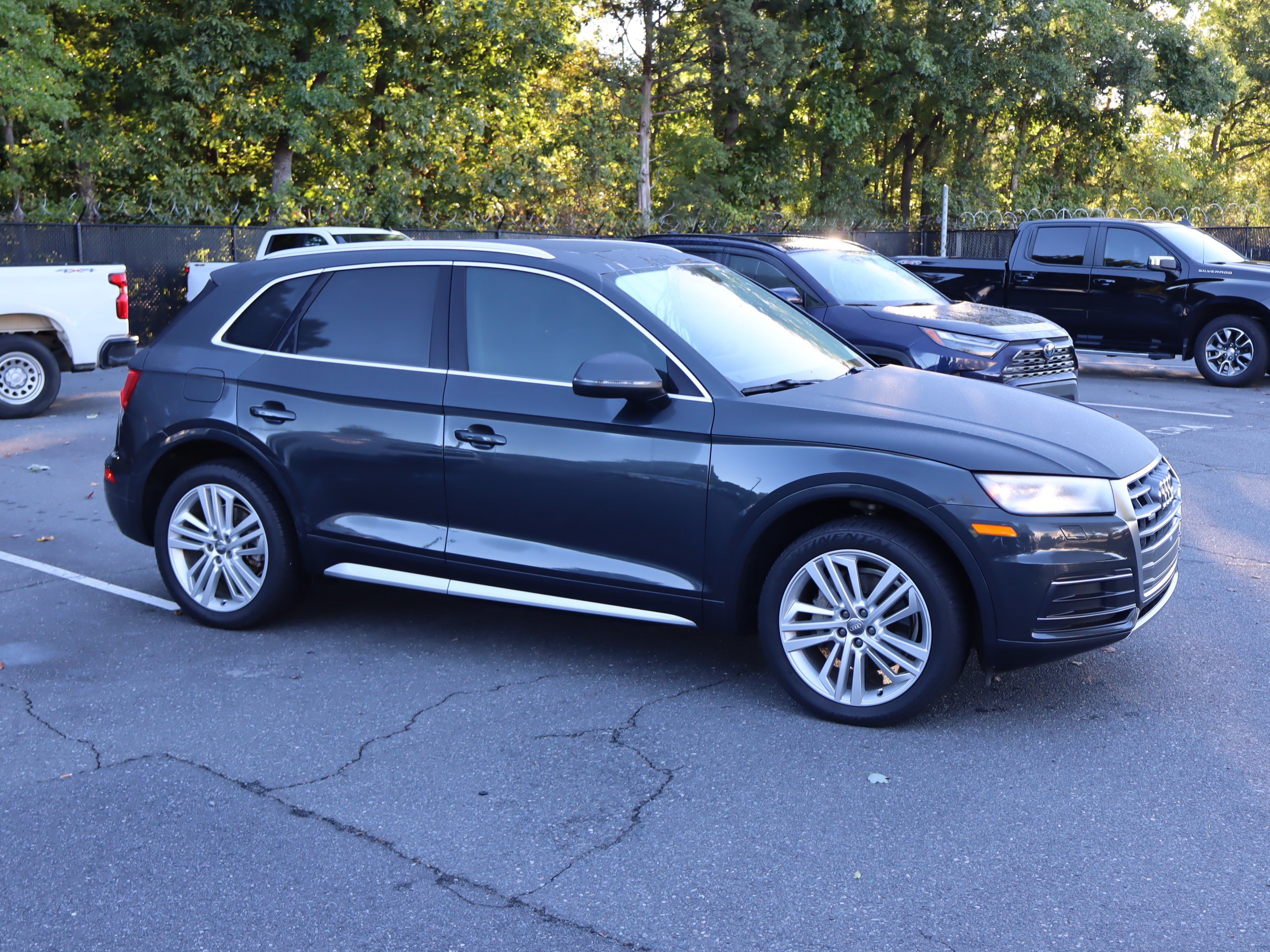 Used 2018 Audi Q5 2.0T Premium Plus w/ Premium Plus Package AWD/4WD image 13