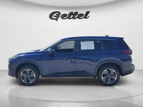 Used 2024 Nissan Rogue SV FWD image 8
