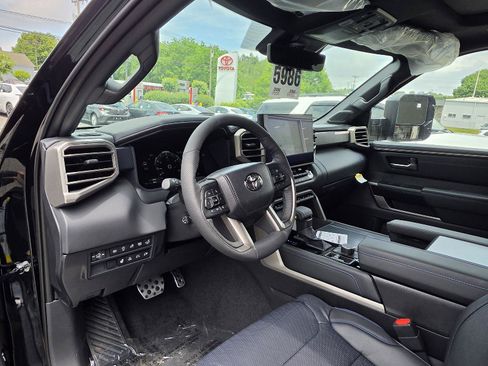 New 2026 Toyota Tundra Platinum AWD/4WD image 10