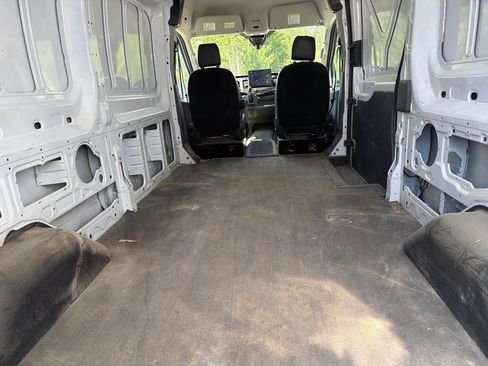 Used 2022 Ford Transit 350 148 High Roof AWD image 5