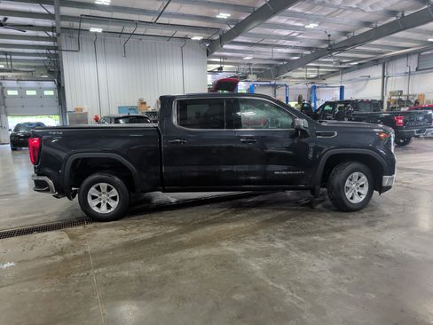Used 2023 GMC Sierra 1500 SLE AWD/4WD image 2