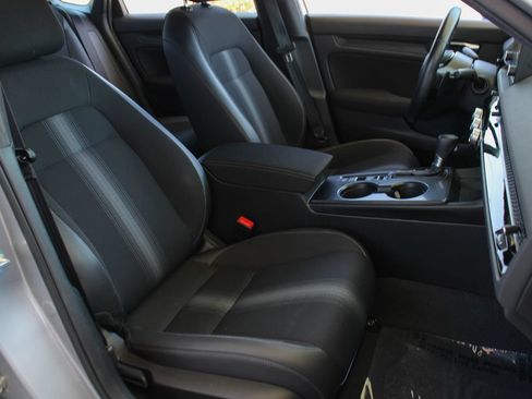 Used 2024 Honda Civic Sport image 19