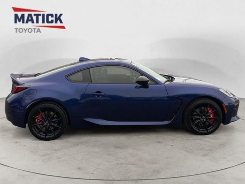 New 2025 Toyota GR86 Premium image 8