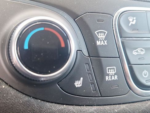 Used 2024 Chevrolet Malibu LT FWD image 28