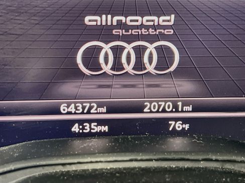 Used 2018 Audi A4 2.0T allroad Premium Plus AWD/4WD image 12