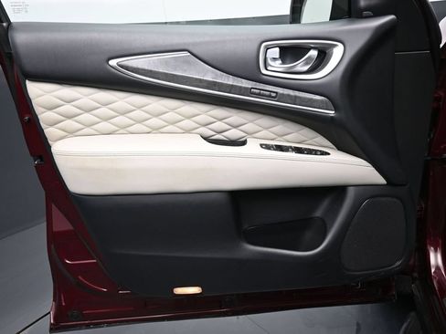 Used 2019 INFINITI QX60 Luxe w/ Limited Package AWD/4WD image 10