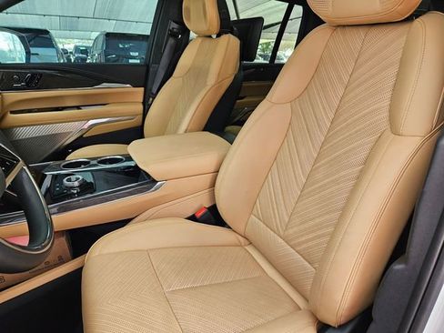 New 2025 Cadillac Escalade IQ Luxury 2 image 27