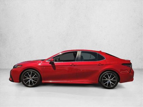 Used 2023 Toyota Camry SE w/ Audio Upgrade Package FWD image 9