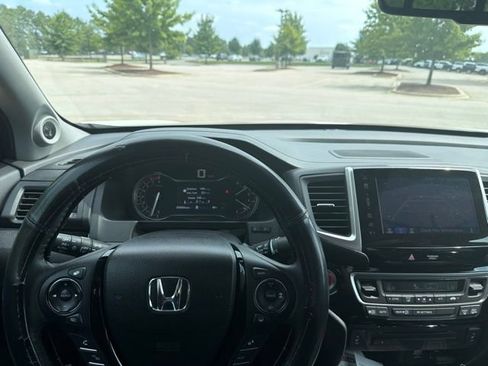 Used 2019 Honda Ridgeline RTL-E image 5
