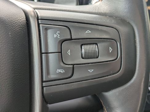 Used 2023 GMC Sierra 1500 AT4 w/ AT4 Premium Package AWD/4WD image 18