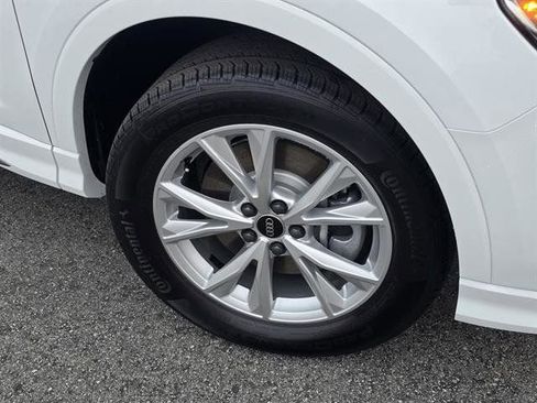 New 2025 Audi Q3 2.0T Premium image 28