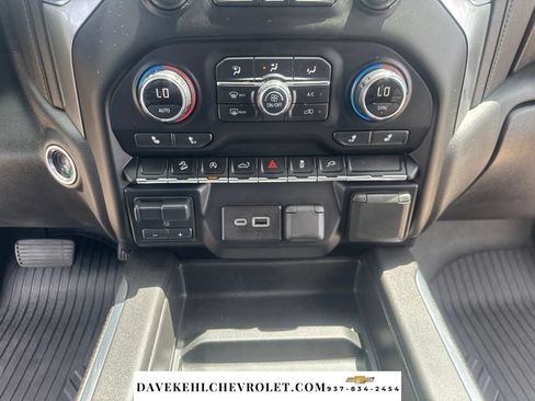 Used 2020 Chevrolet Silverado 1500 LT Trail Boss AWD/4WD image 16