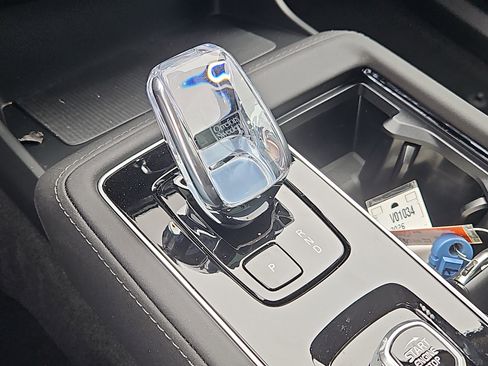 New 2026 Volvo XC90 B6 Plus w/ Protection Package image 19