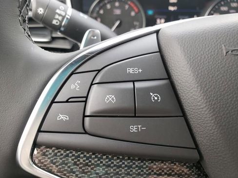 New 2026 Cadillac XT5 Sportv w/ LPO, Floor Liner Package AWD/4WD image 24