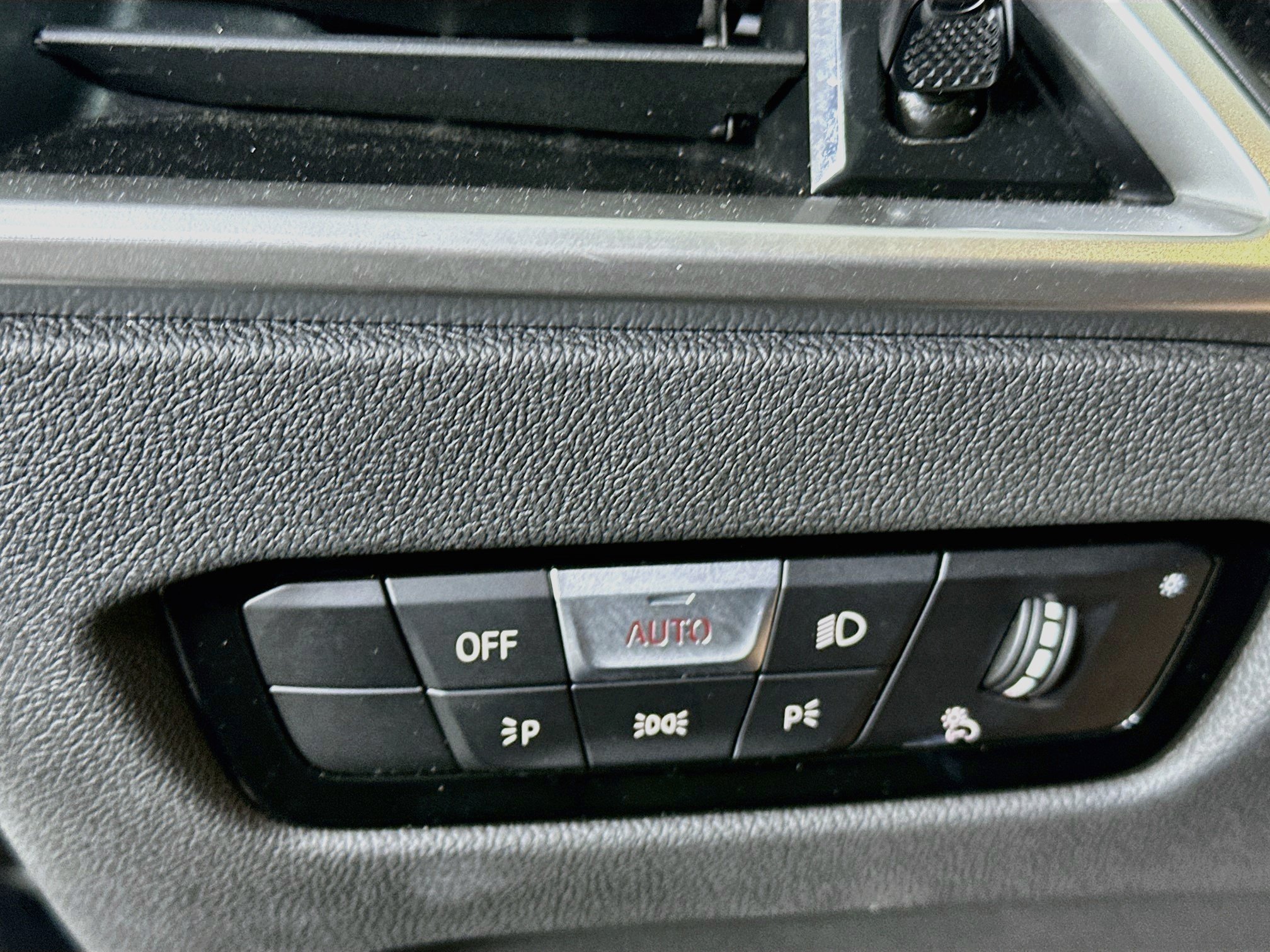Used 2026 BMW 330i Sedan RWD image 17