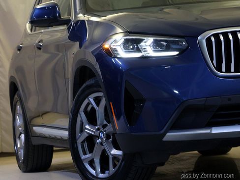 Used 2023 BMW X3 xDrive30i w/ Convenience Package w/ZPA AWD/4WD image 4
