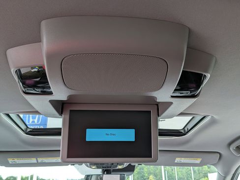 Used 2022 Honda Pilot Elite image 33