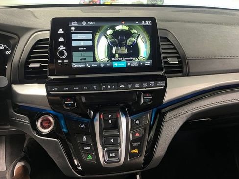 Used 2025 Honda Odyssey Touring image 28