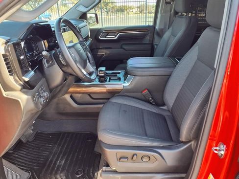 Used 2023 Chevrolet Silverado 1500 RST image 8