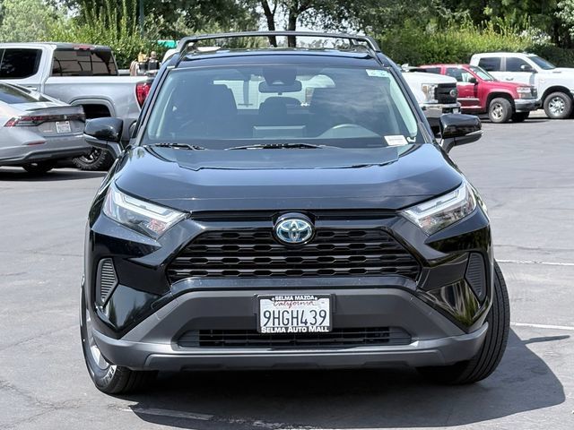 Used 2023 Toyota RAV4 LE AWD/4WD image 3