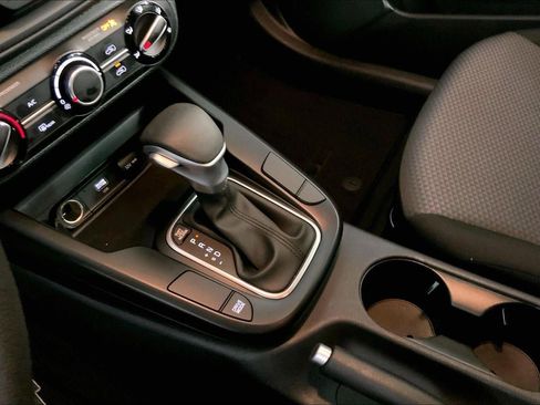 Certified 2025 Kia Soul LX FWD image 17