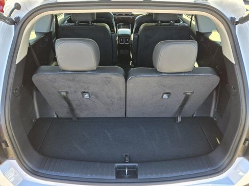 Certified 2025 Kia Sorento EX w/ Panoramic Sunroof Package FWD image 14