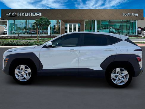 New 2026 Hyundai Kona SE FWD image 3