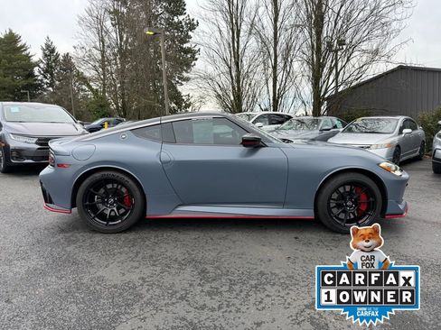 Used 2024 Nissan Z NISMO w/ Floor Mat Package image 11