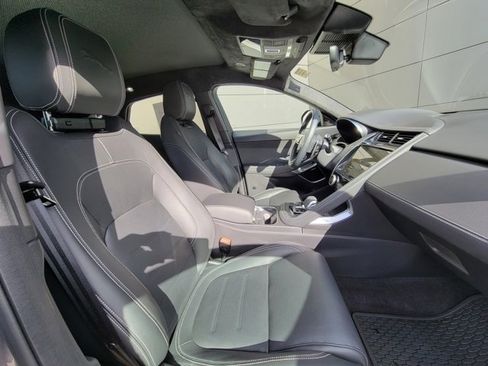 Used 2024 Jaguar E-PACE R-Dynamic SE image 15