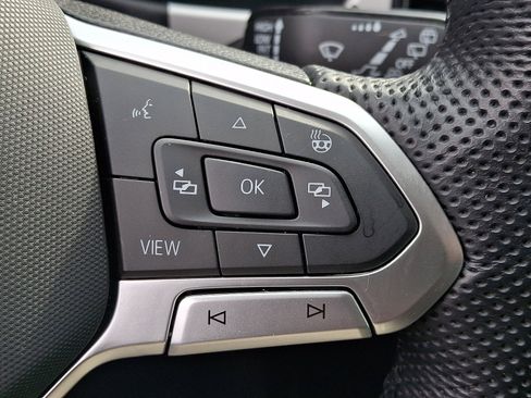 Used 2022 Volkswagen Atlas SEL R-Line image 27