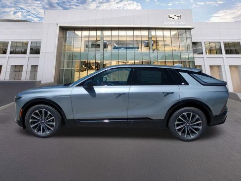 New 2026 Cadillac Lyriq Sport image 5