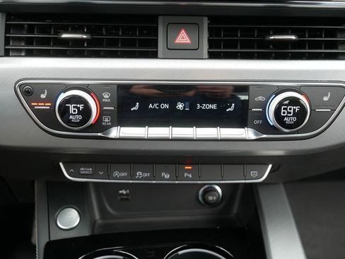 Used 2024 Audi A4 2.0T Prestige w/ Prestige Package AWD/4WD image 30
