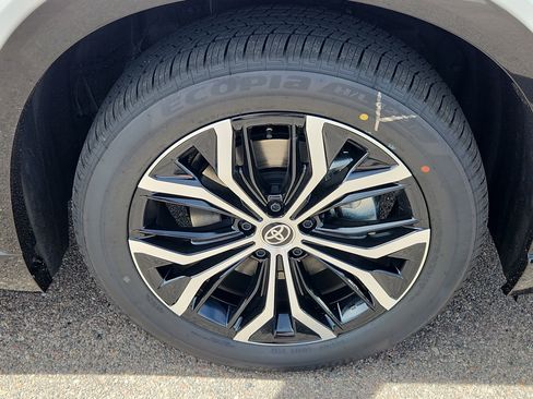 New 2026 Toyota Crown Signia UP image 14