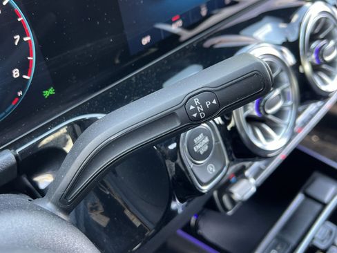 Certified 2022 Mercedes-Benz GLA 250 4MATIC image 27