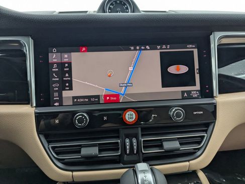 New 2026 Porsche Macan AWD/4WD image 19