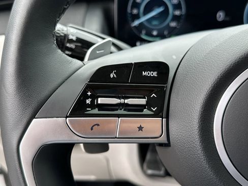 Used 2024 Hyundai Tucson Limited image 21