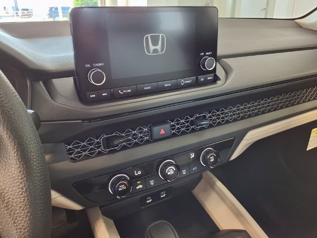 Certified 2025 Honda Accord LX image 10